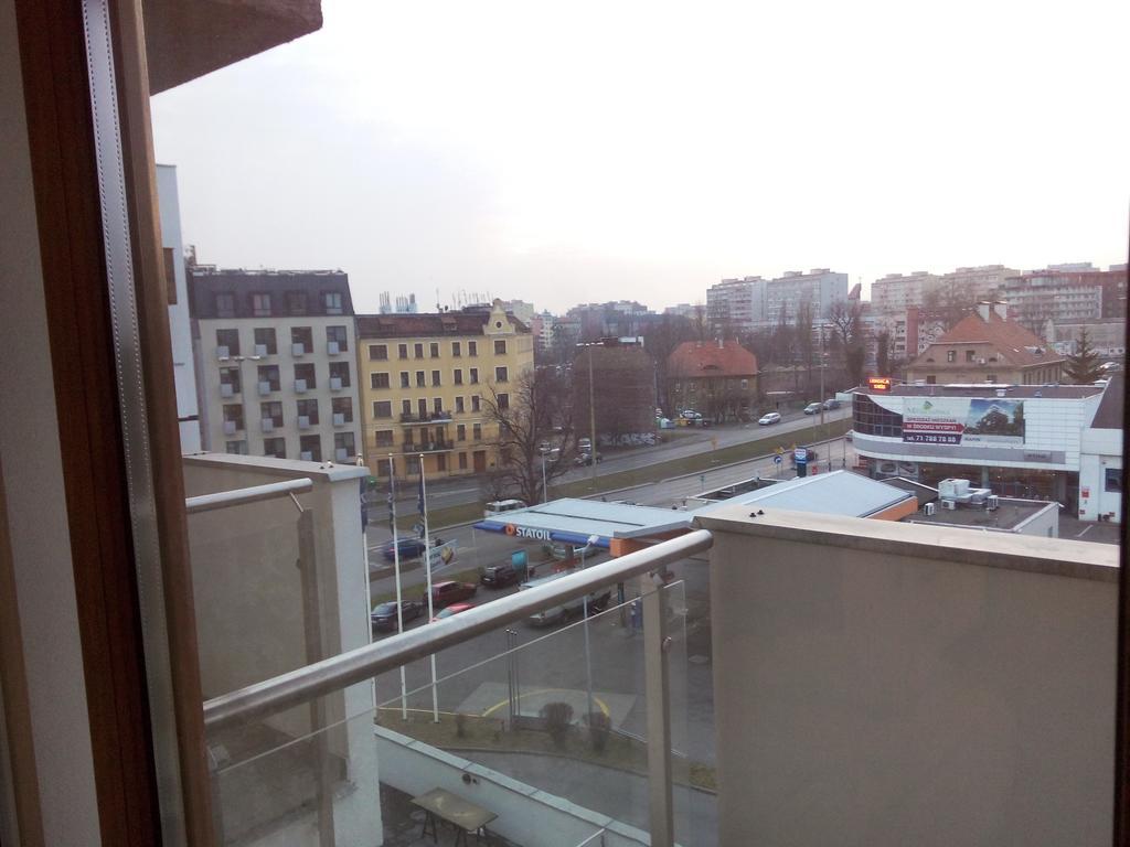 City Studio Wrocław Szoba fotó